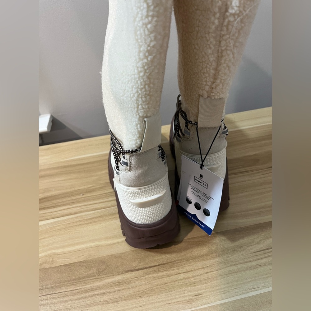 Hunter Cream and Brown Women's Winter Rain Boots - Picture 6 of 9